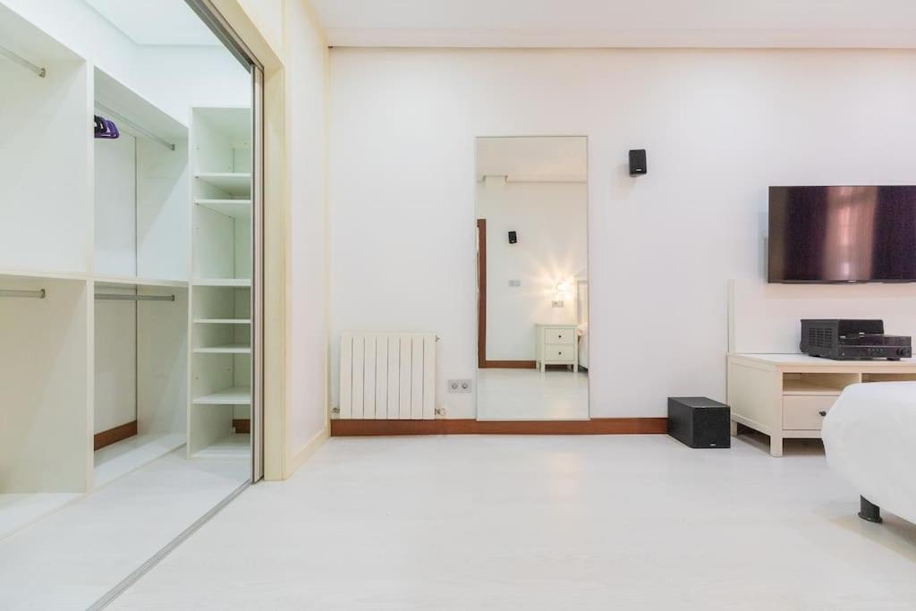 Indautxu Flat Next Stop Bilbao Exterior photo